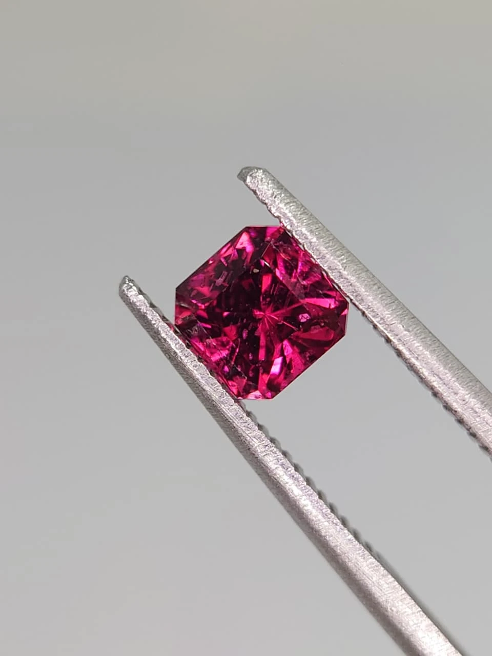 0.8ct Natural Umbalite Garnet from Tanzania — view 2